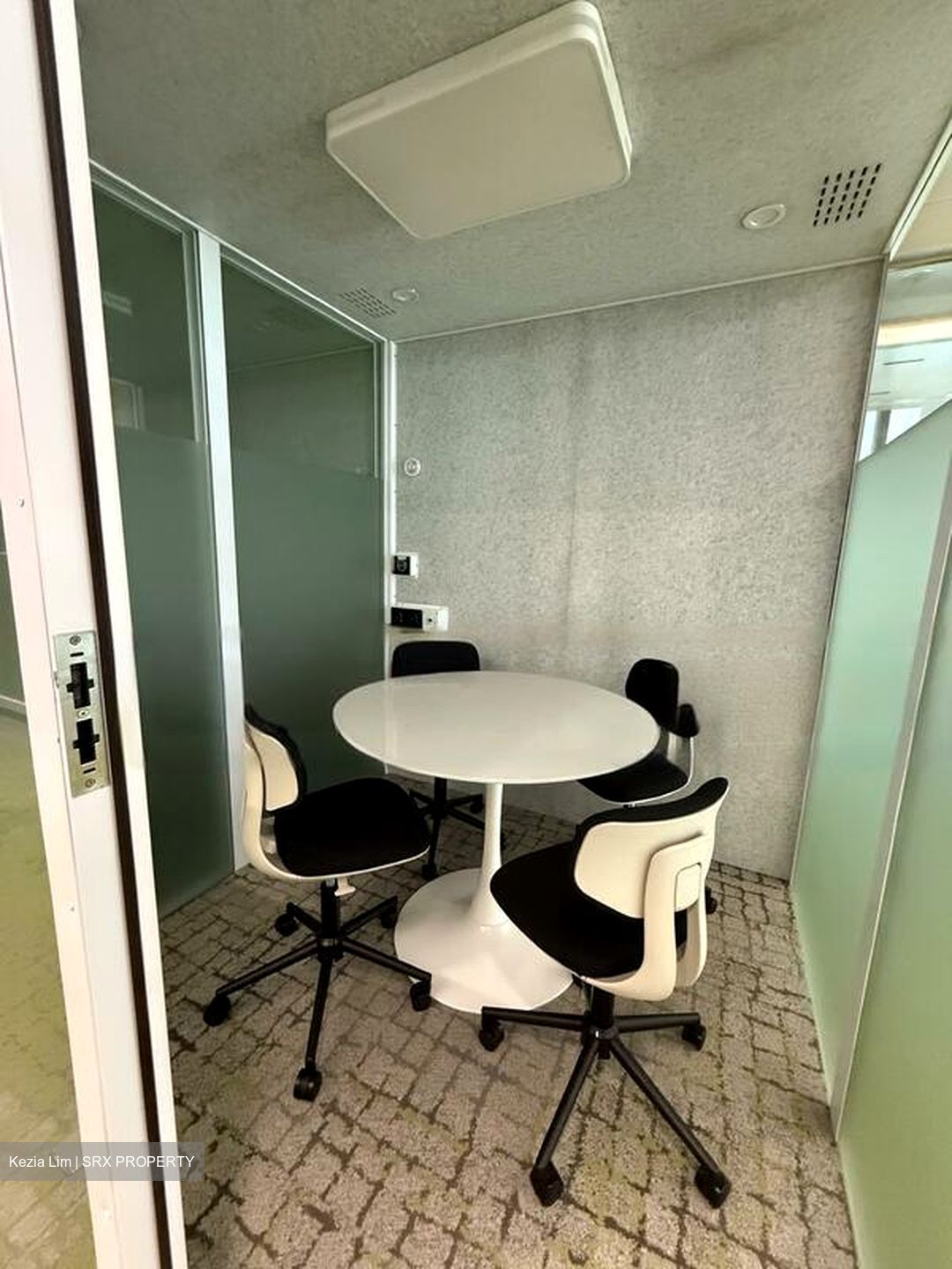 Tanjong Pagar MRT (D1), Office #463492691